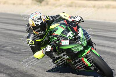 media/Dec-04-2025-Racers Edge (Thu) [[5ebc9f124d]]/3-B Group/3-Session 2 (Turn 7 Inside)/